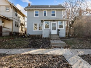 1731 6th Ave SE, Cedar Rapids, IA 52403