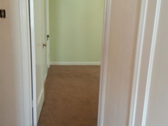 4th image of 470 Stow Ave
