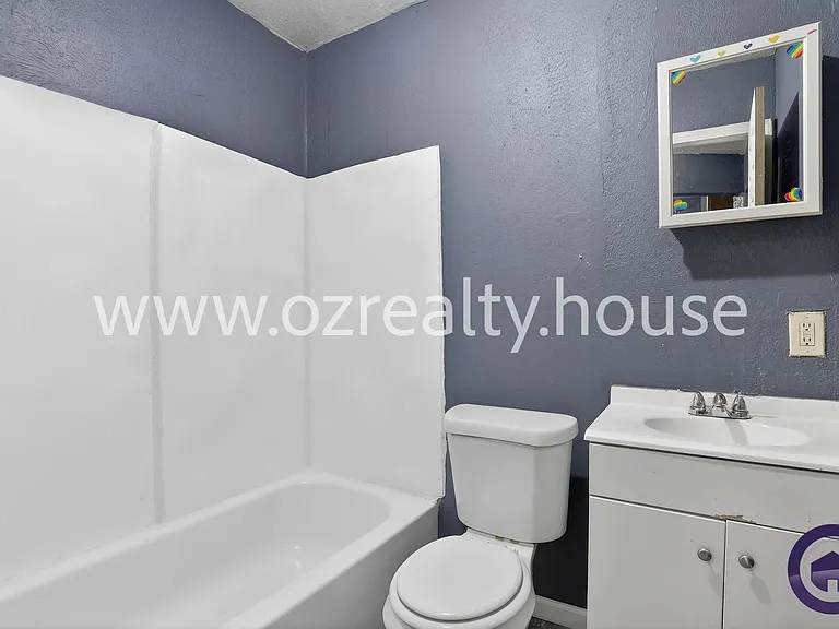 416 Maumee Ave #D — Photo 8