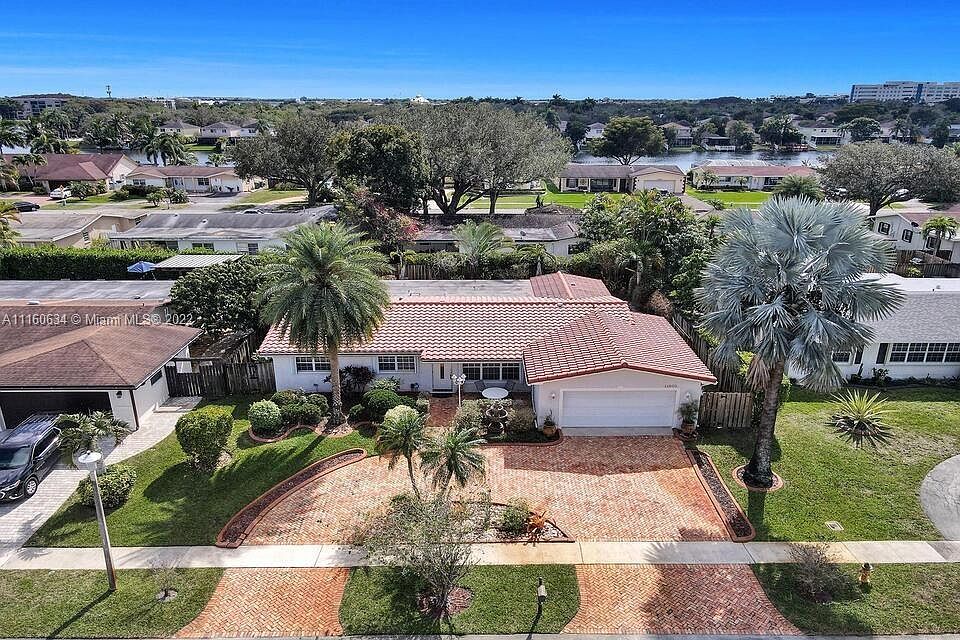 11800 NW 14th St, Pembroke Pines, FL 33026 Zillow
