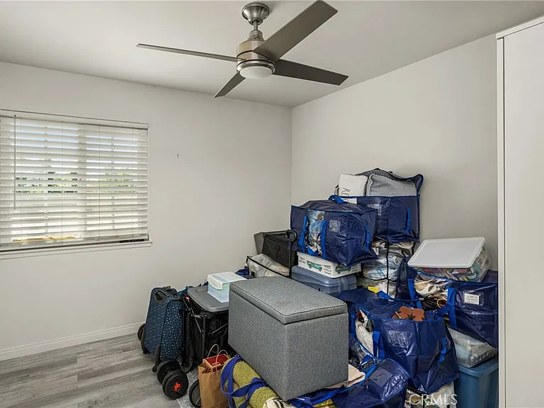 2221 E Viking Ave — Photo 45