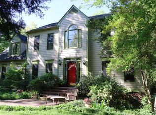 209 Smith Dr, Farmville, VA 23901