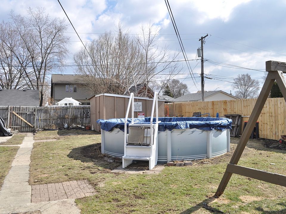 2nd image of 10031 Marion Ave