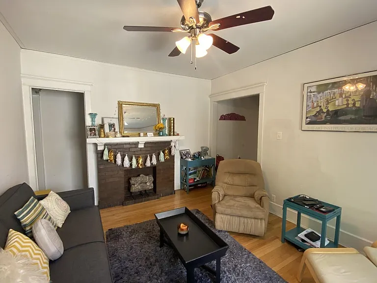 915 W Cornelia Ave #1A — Photo 15