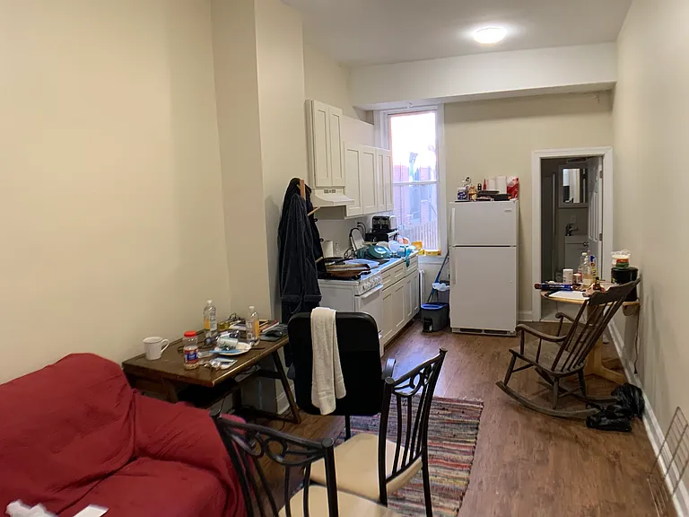 409 S 40th St #1F — Photo 4