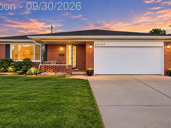 28200 Newland Dr, Warren, MI 48093