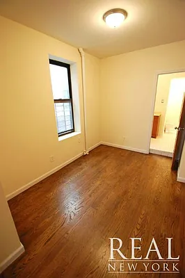 Rented by REAL New York | media 24