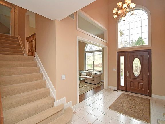 2nd image of 5749 Kensington Ridge Dr