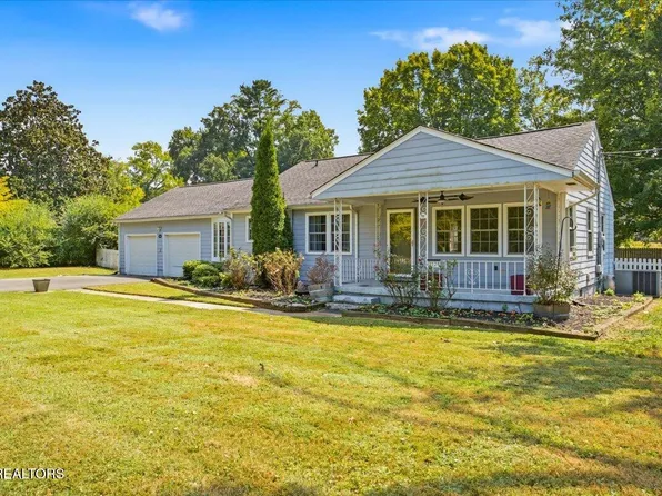 2120 Sandra Dr, Knoxville, TN 37918