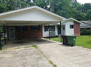 2817 Hillside Dr, Hattiesburg, MS 39401