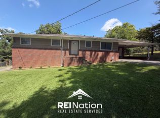 328 10th St, Pleasant Grove, AL 35127