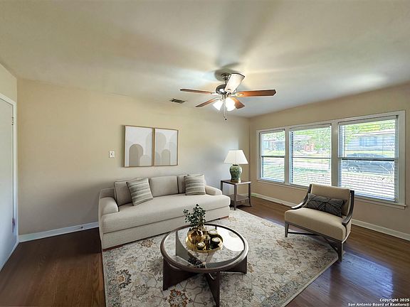 3rd image of 231 NORTHILL DR