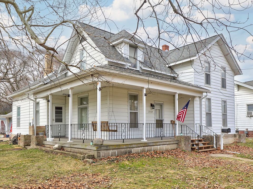 1st image of 2539 Hermansau St