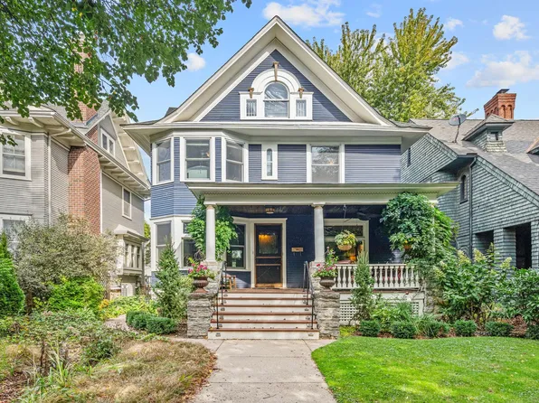 997 Lincoln Ave, Saint Paul, MN 55105