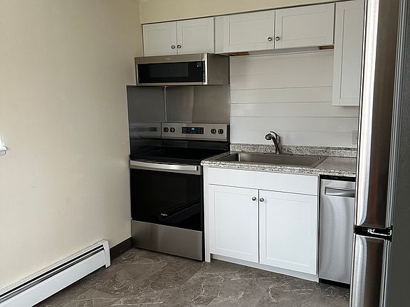 2nd image of 72 Union St #3