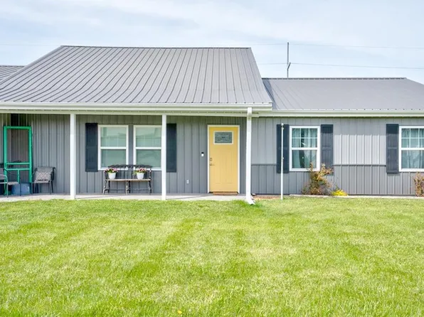 1909 Rustic Way, Clinton, MO 64735