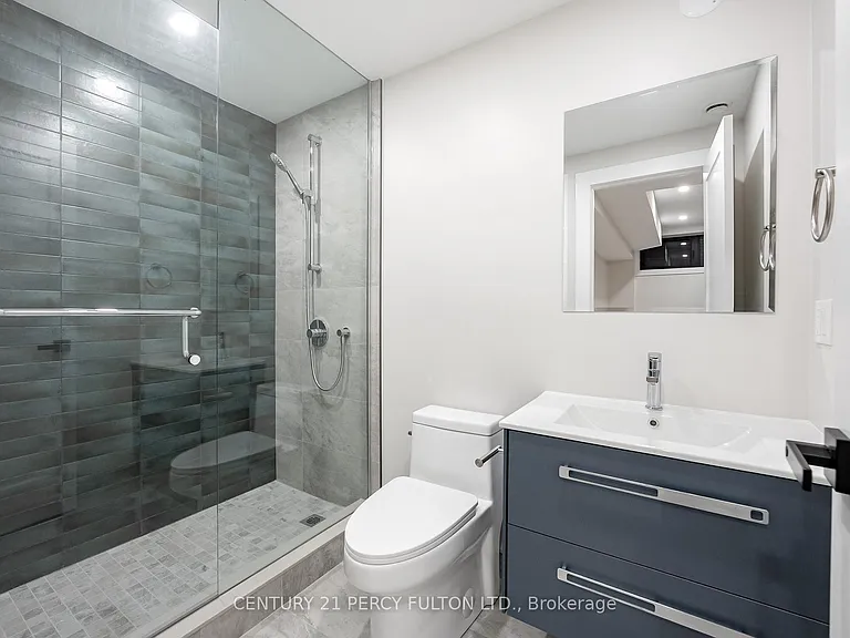 13 McKayfield Rd #LOWER — Photo 27
