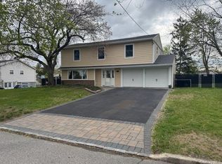 24 Moriches Rd, Lake Grove, NY 11755