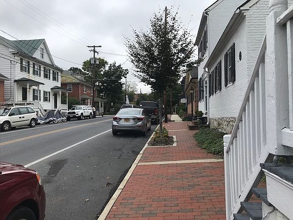 3rd image of 104 W Cork St