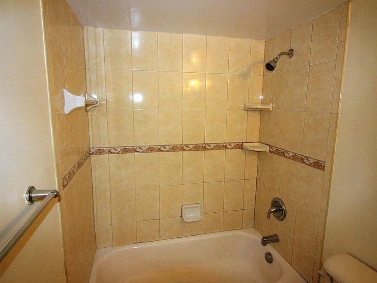 8801 W Sample Rd #11 — Photo 18