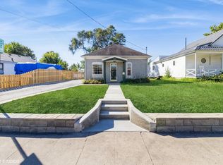 202 10th St, Boone, IA 50036