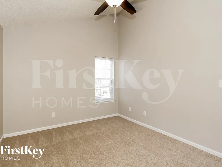 1604 Black Diamond Ct — Photo 9