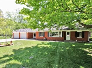 15334 Pruin St, Spring Lake, MI 49456