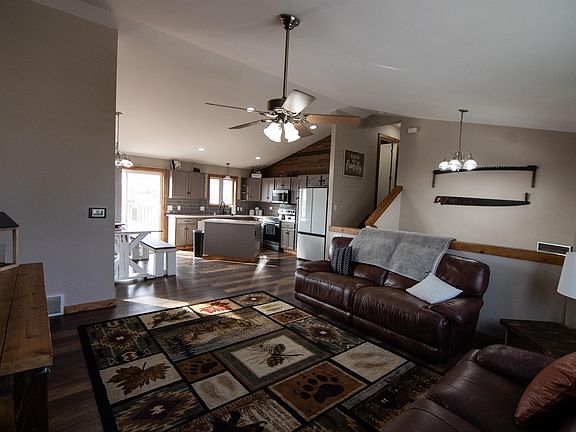 5th image of W2707 Fonda Ln