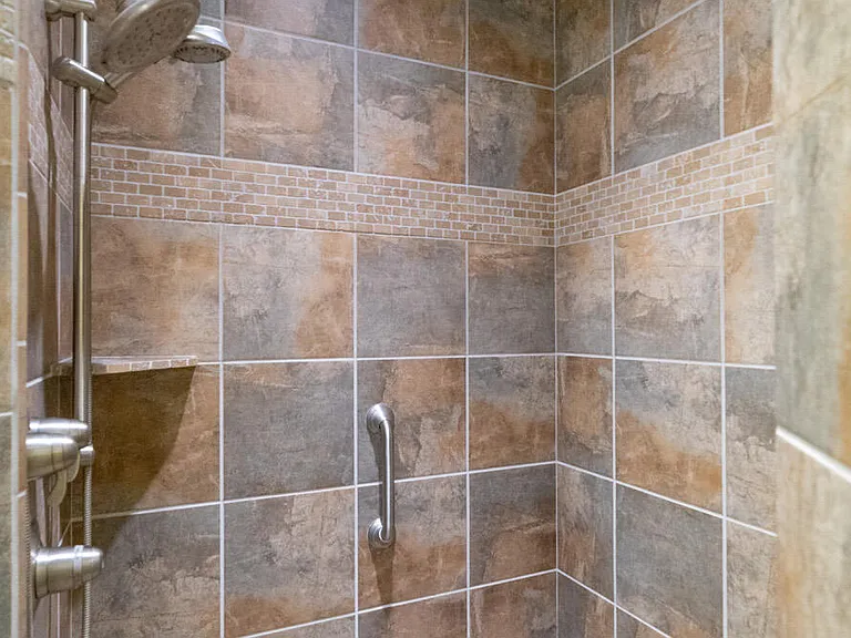 2212 S Chippenham Ct — Photo 28