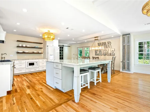 102 N Ryan St, Auburn, AL 36830