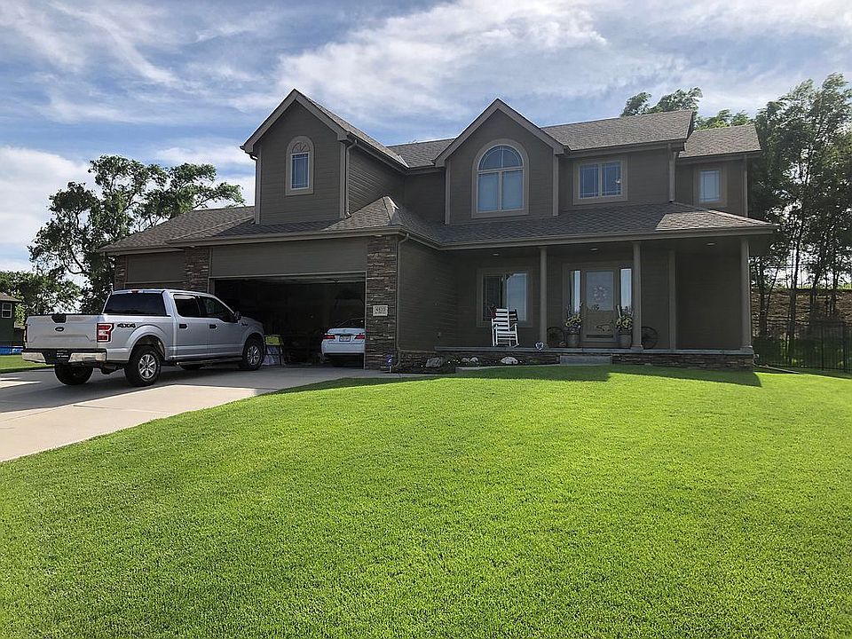 1st image of 4810 S 198th Cir