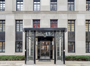 1260 N Astor St #4, Chicago, IL