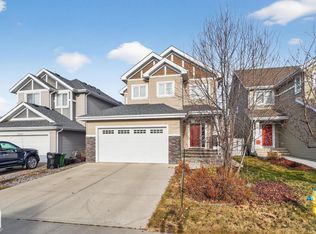 8536 19th Ave SW, Edmonton, AB T6X 0R6