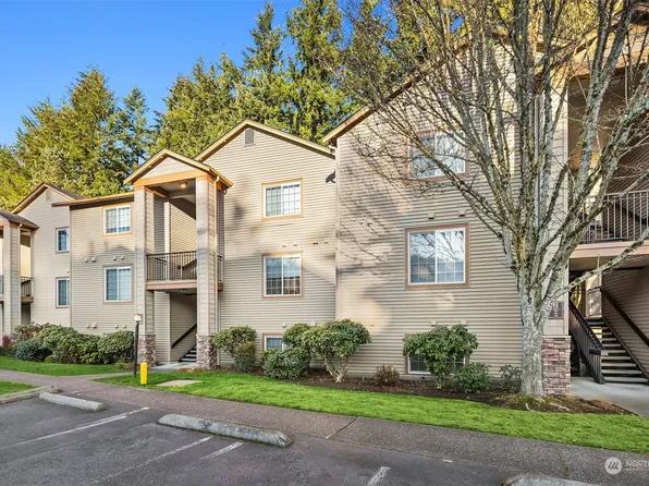 25025 SE Klahanie Blvd #B103, Sammamish, WA 98075