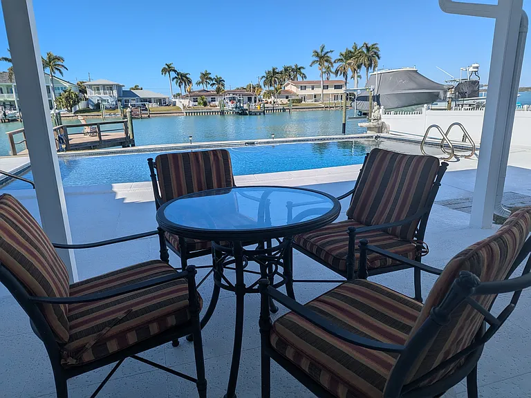 820 Capri Blvd — Photo 3