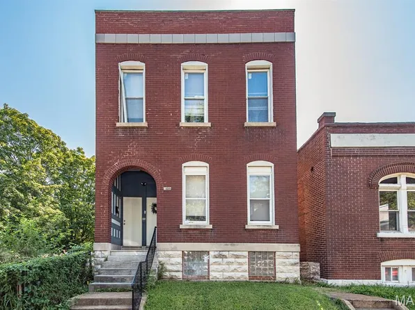 4702 Minnesota Ave, Saint Louis, MO 63111