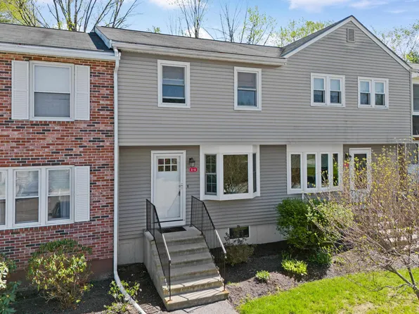 1-4 Oakwood Lane #4, Goffstown, NH 03045