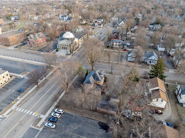 404 3rd St NW, Faribault, MN 55021