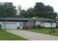 3600 Melrose Dr photo 1