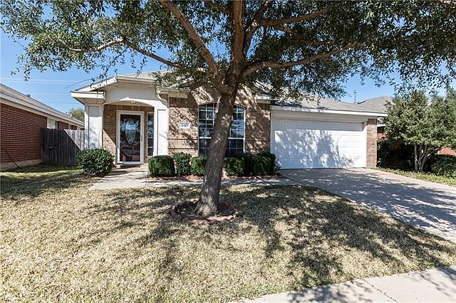 1st image of 605 Spanish Oak Ct