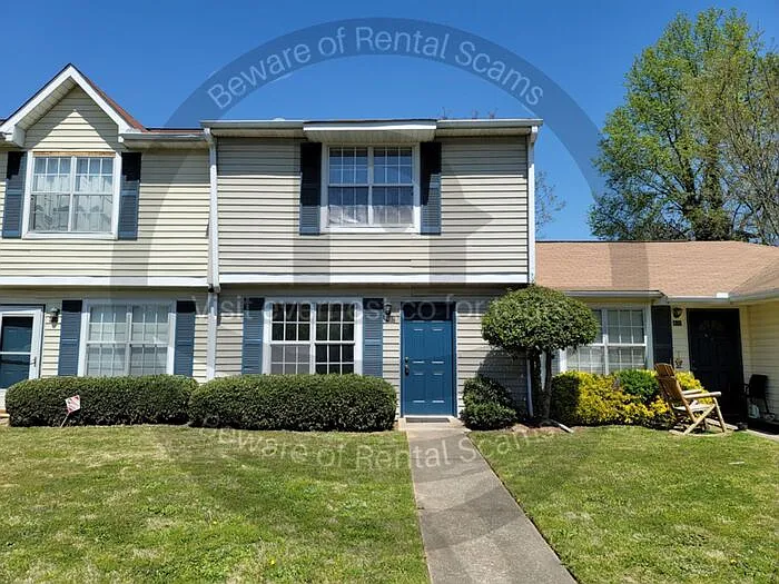 404 Bainbridge Dr photo 1