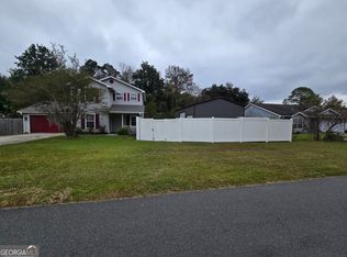 121 Lake Wellington Dr, Kingsland, GA 31548