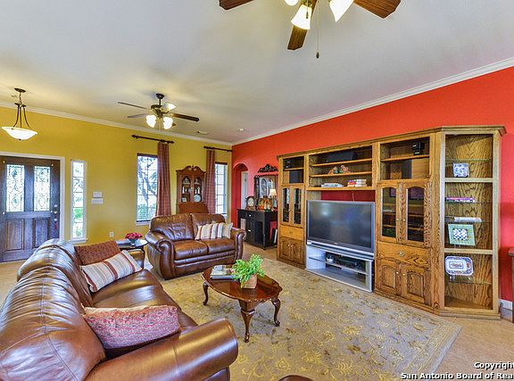 5th image of 830 County Road 2801 E