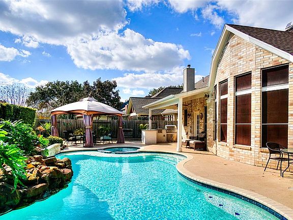 2nd image of 22903 Lodge Meadows Dr