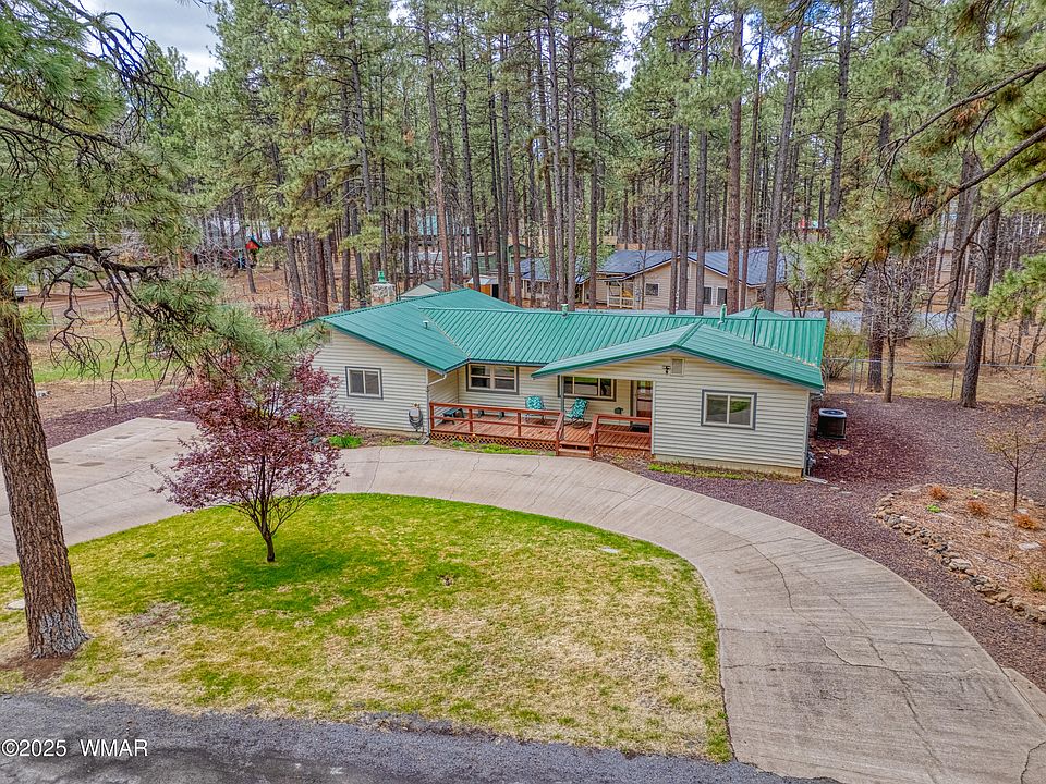 1st image of 1066 E Malapai Dr
