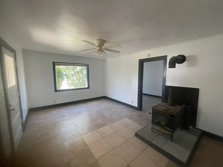 1010 Cherry St — Photo 16