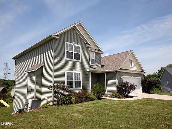 2nd image of 1118 Sunrise Ln NW