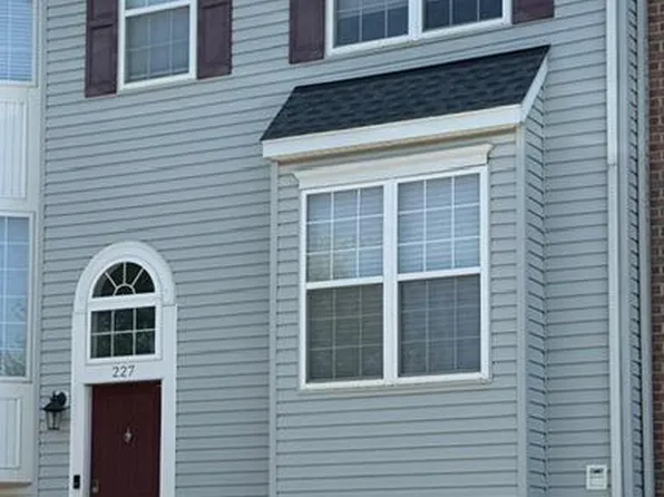 227 Lodestone Ct, Westminster, MD 21158