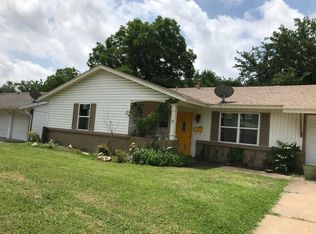 525 NW Janie Ln, Burleson, TX 76028