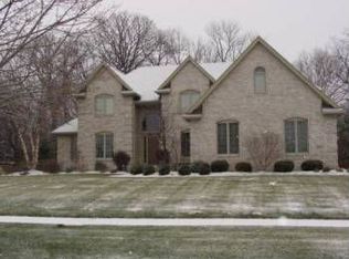 3331 Swan Ridge Ln, Maumee, OH 43537